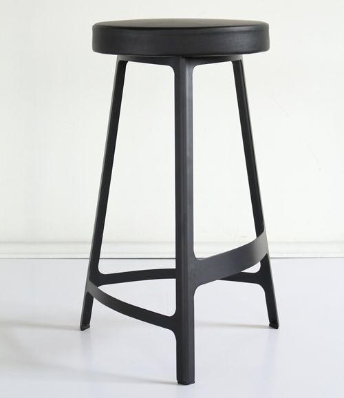 CST16 Hyku Counter Stoo