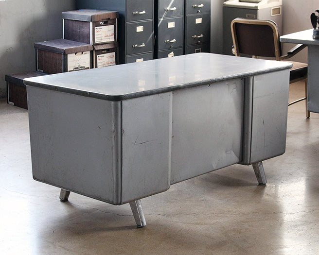 Gray Metal Desk with 5 Side Drawers