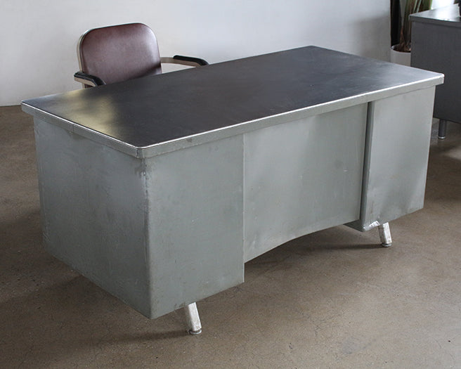 Storm Gray Metal Desk With 5 Side Drawers