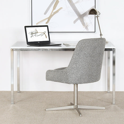 DK140 - White Desk With Silver Base