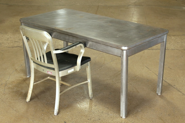 Gray 5' Metal Table With 1 Drawer