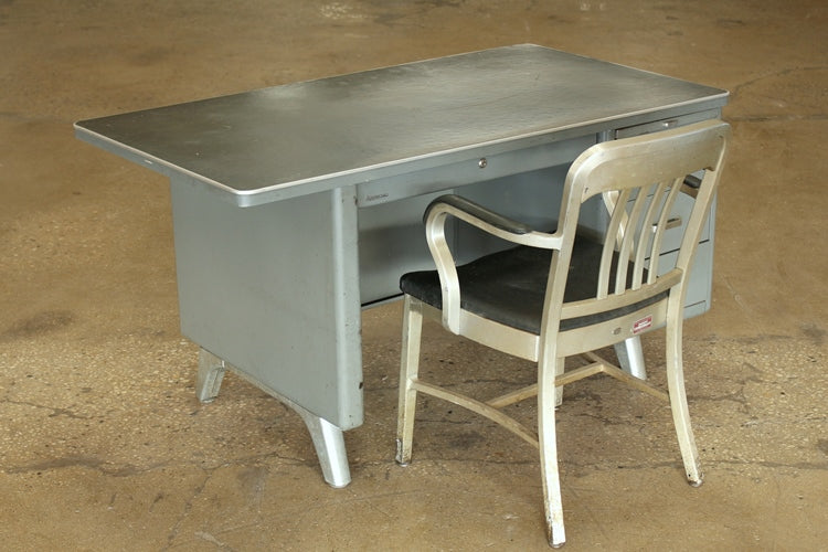 Gray Metal Desk With 3 Side Drawers