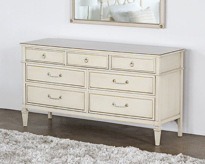 DR124 Vintage Ivory Dresser
