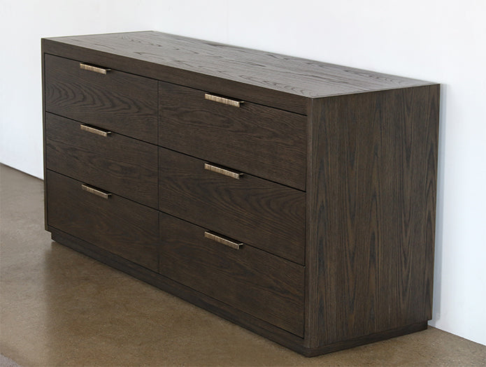 DR139 - Sable Brown Oak 6 Drawer Dresser With Brass Pulls