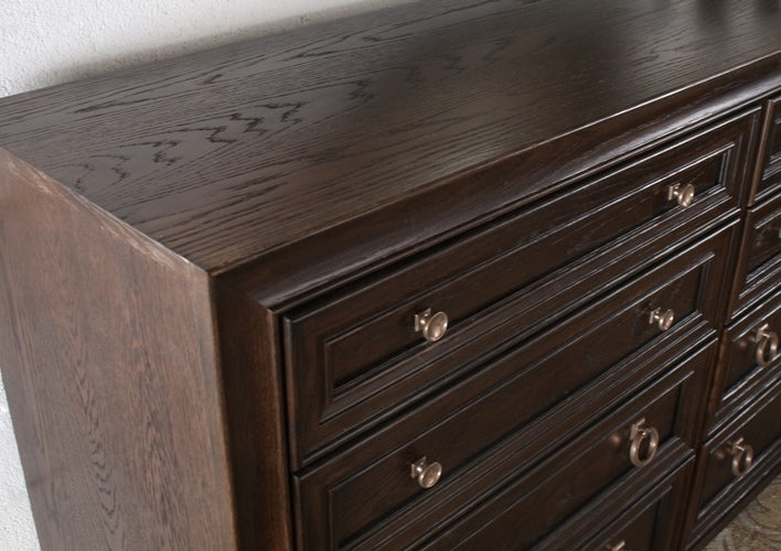 Hollywood Hills Dresser