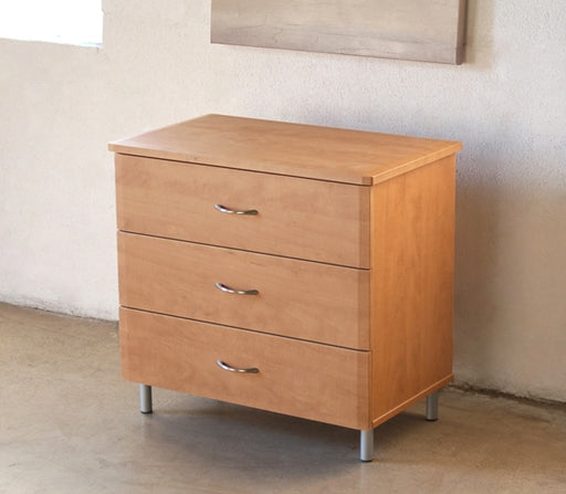 DR93 Porter 3 Drawer Dresser in Candlelight Finish