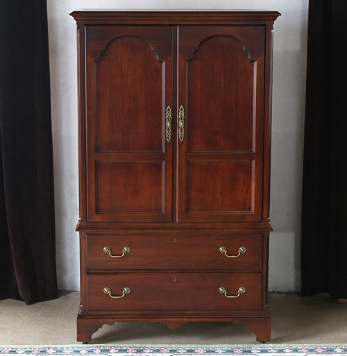 DR95 Madison Cherry Entertainment Center