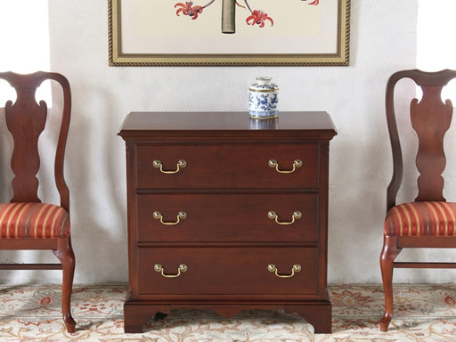 DR96 - Madison Cherry 3 Drawer Foyer Chest