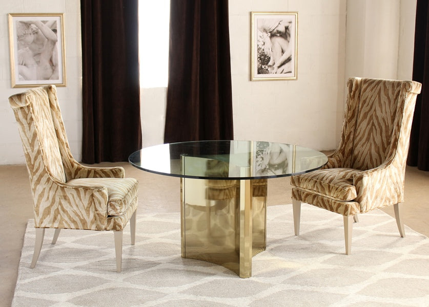 DT105 – Abbot Round Dining Table
