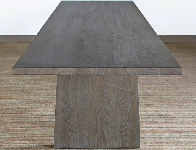 DT134 Landon Dining Table