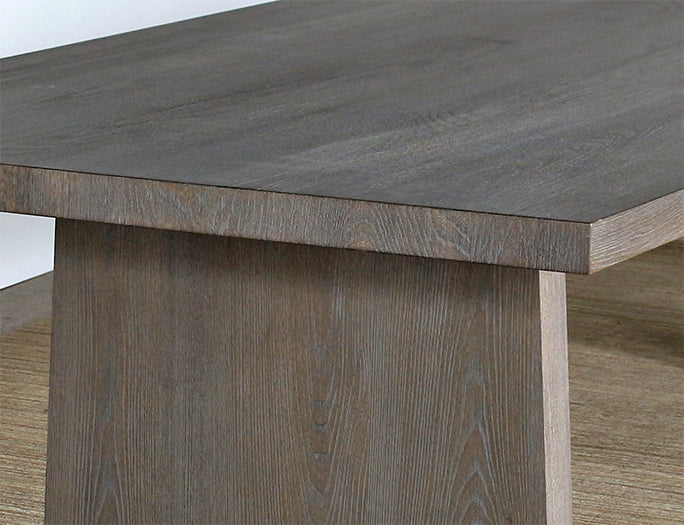 DT134 Landon Dining Table