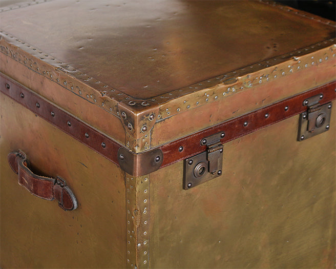 ET115 Vintage Brass Trunk End Table 