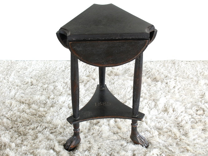 ET371 Mahogany Footed Side Table