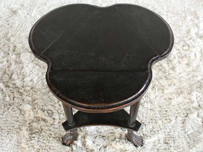 ET371 Mahogany Footed Side Table