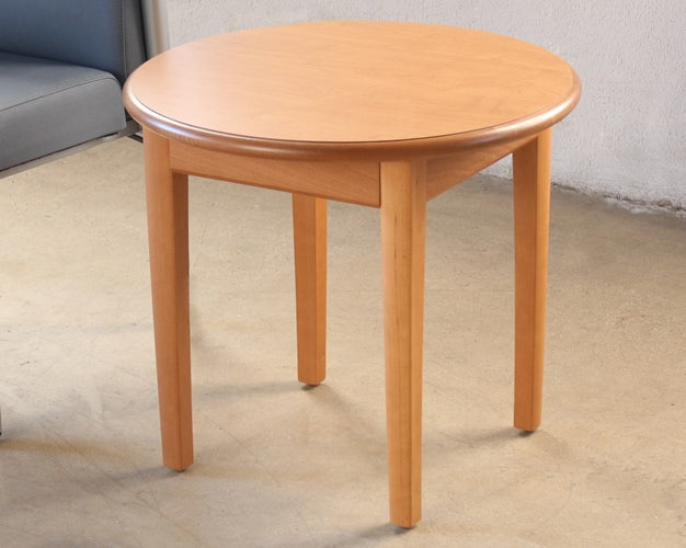 ET375 Round End Table in Candlelight Finish