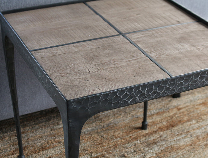 ET443 Hammered Iron End Table with Reclaimed Pine Top