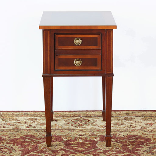 ET525 - Singleton Place Chairside Table