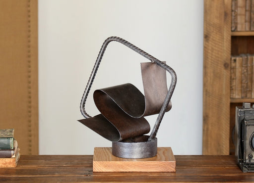FIG202 Untitled Sculpture #2 with base