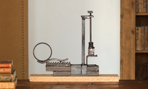 FIG210 Untitled Sculpture #10 with base