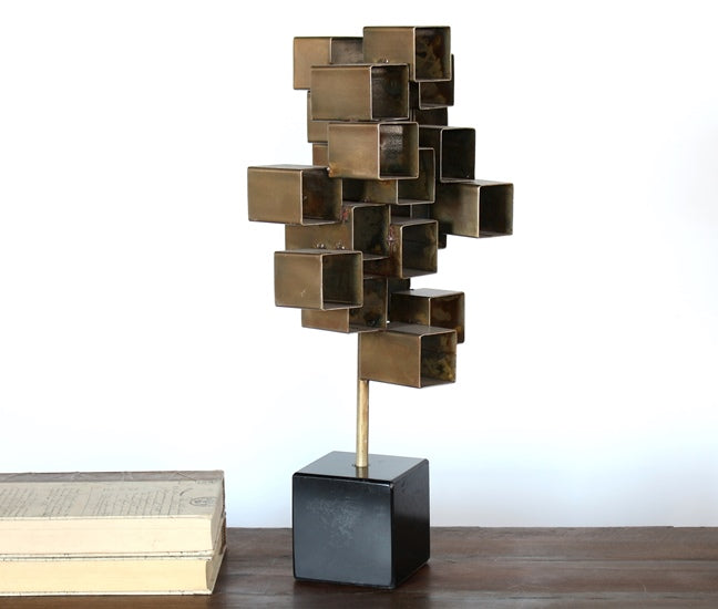 FIG248 Edan Sculpture