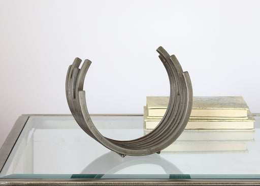 FIG271 Rodney Small Sculpture