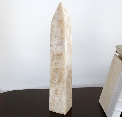 FIG308 White Marble Obelisk 