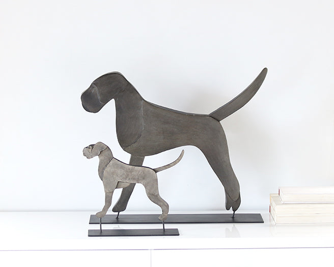 FIG358 Small Flat Dog Figurine