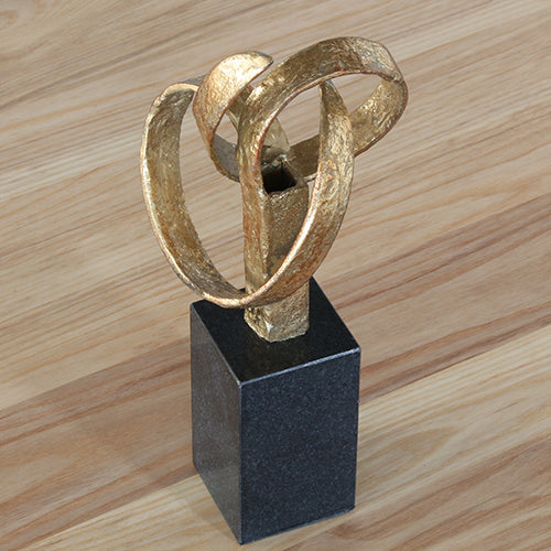 FIG374 - Gold Ribbon Statue