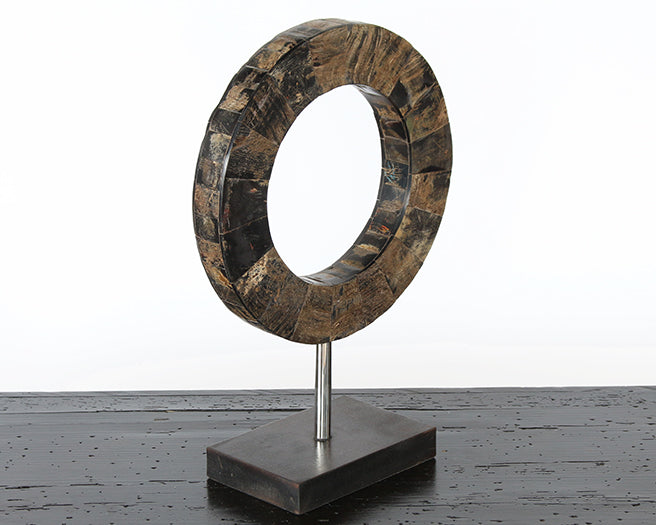 FIG390 - Small Ring Sculpture