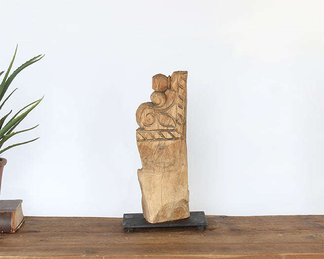 FIG411 - Small Primitive Sculpture