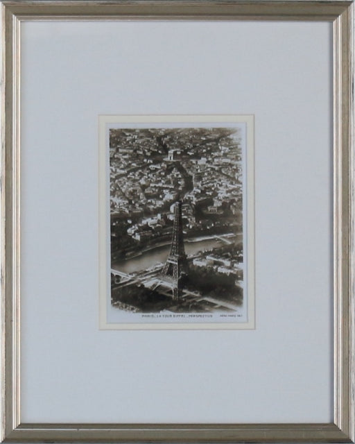 LAND640 Paris - La Tour Eiffel Perspective 12W x 15H