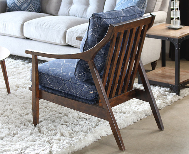 Kantha Lounge Chair