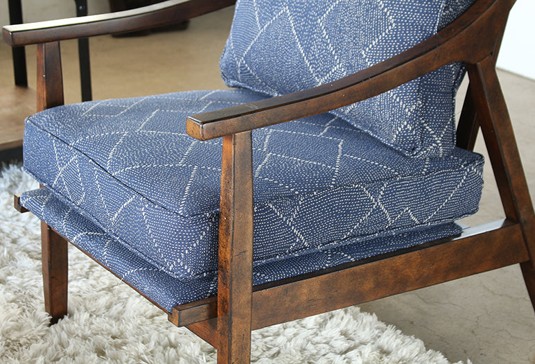 Kantha Lounge Chair