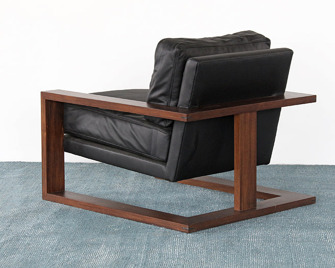 LC279 - Milton Chair