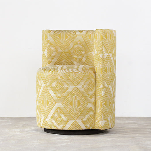 LC299 - Poppy Swivel Chair In Canary 