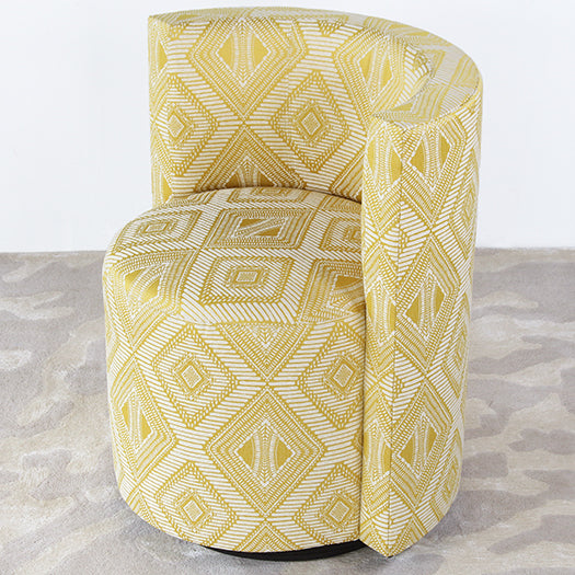 LC299 - Poppy Swivel Chair In Canary 