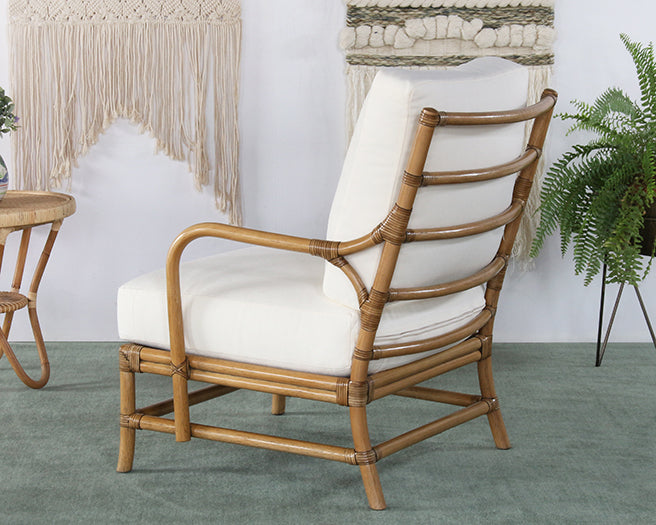 LC313 - Cushioned Rattan Lounge Chair 