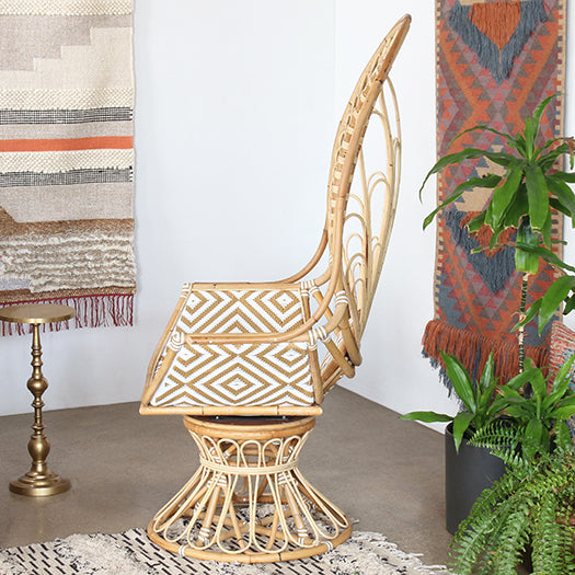LC314 - South Seas Rattan Swivel Peacock Chair