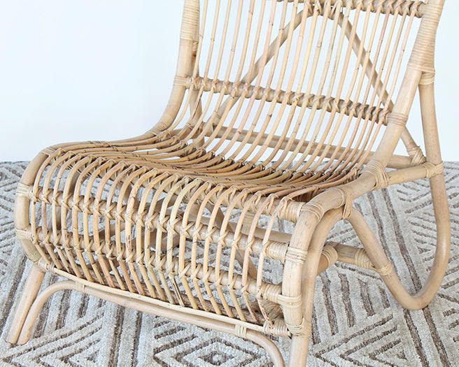 LC320 - Natural Rattan Chair 