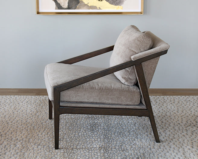 Mushroom & Dark Oak Lounge Chair