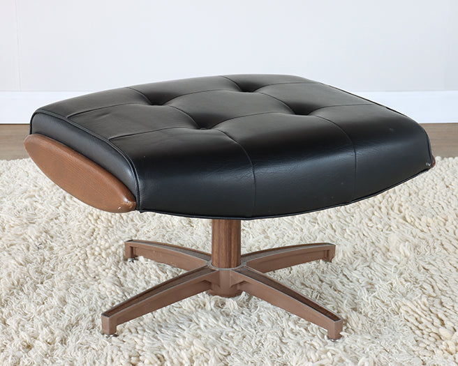 Vintage Heywood Wakefield Lounge Chair and Ottoman