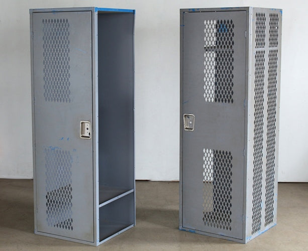 LOCK01 - Gray Precinct Locker