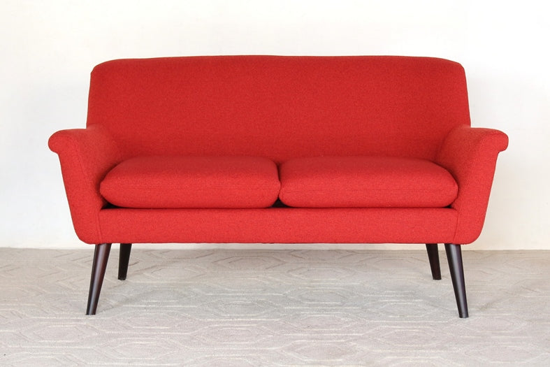 LS145 Murphy Loveseat in Poppy Red