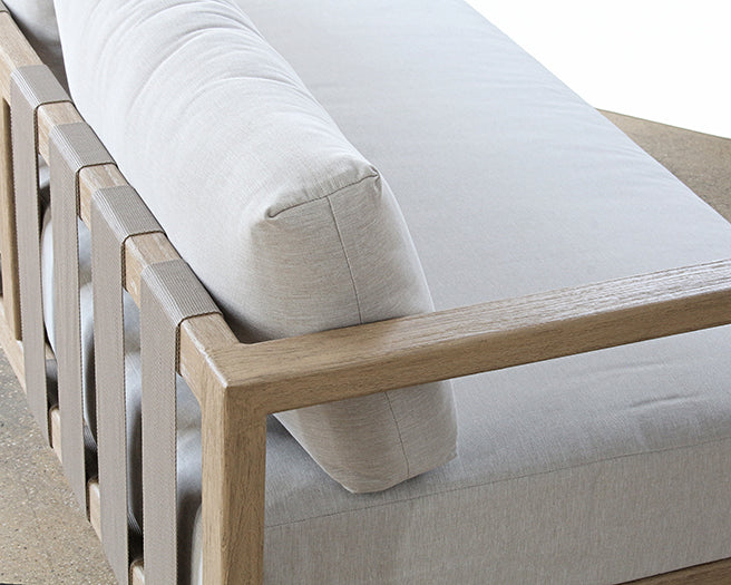LS150 - Sonoma Outdoor Loveseat