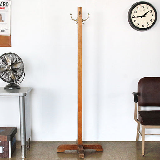 MISC125 Simple Oak Coatrack