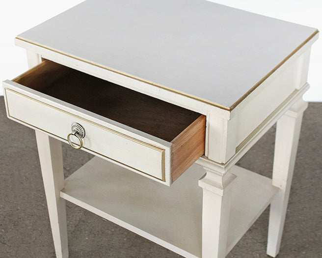 NS76 Vintage Ivory Nightstand
