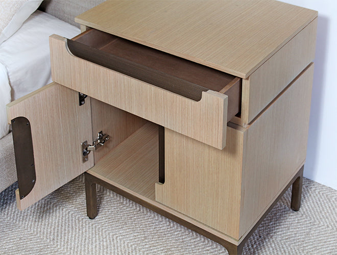 NS90 - Light Laminated Oak With Brass Hardware Nightstand