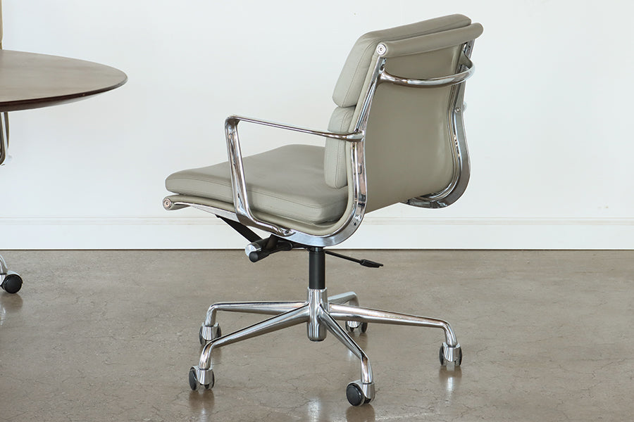 Grey Eames Style Office Chair