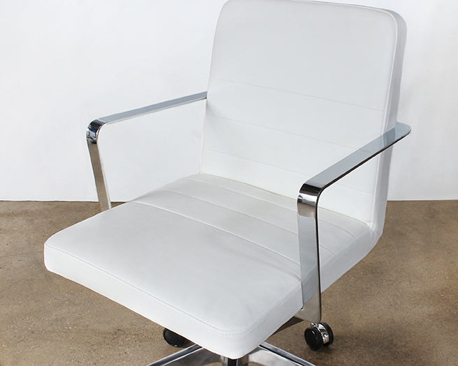 OC80 - White Leather & Chrome Conference Chair On Casters 