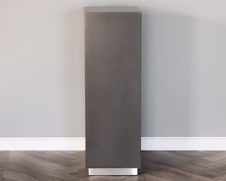 Black Pedestal with Plinth Base